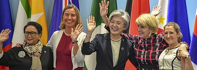 Female Foreign Ministers: Indonesia's Retno Marsudi, EU's High Representative of the EU for Foreign Affairs and Security Policy Federica Mogherini, South Korea's Kang Kyung-wha, Australia's FM Julie Bishop and Canada's Minister of Foreign Affairs Chrystia Freeland at the ASEAN Regional Forum Retreat in Singapore, Singapore